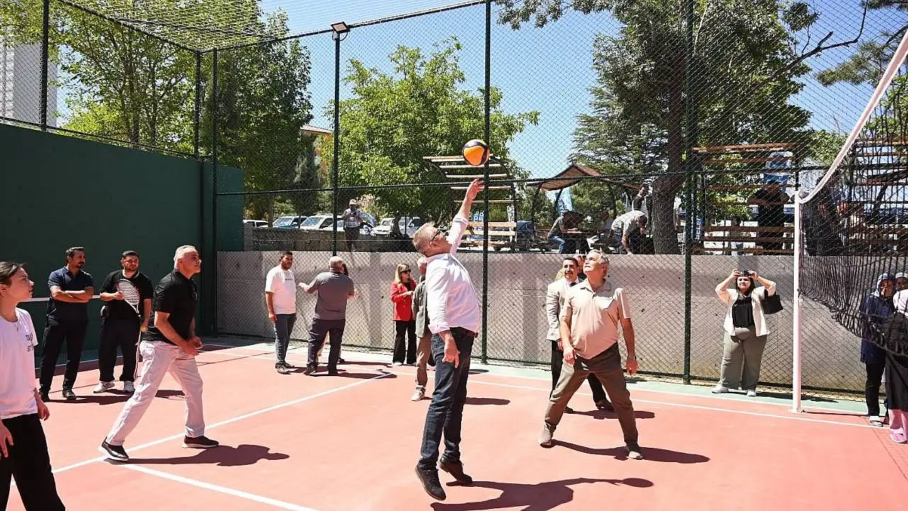 Konya'nın bu ilçesine spor kompleksi kazandırıldı