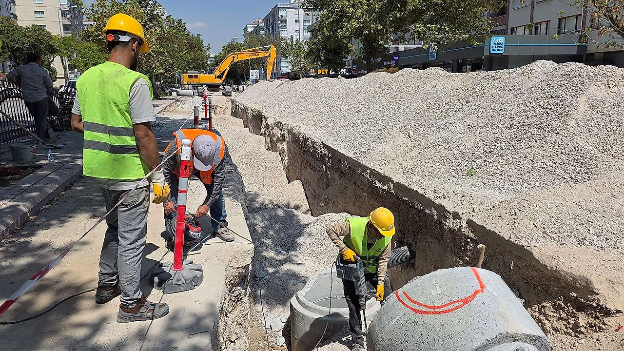 Konya'nın o caddesinde hummalı altyapı çalışması sürüyor