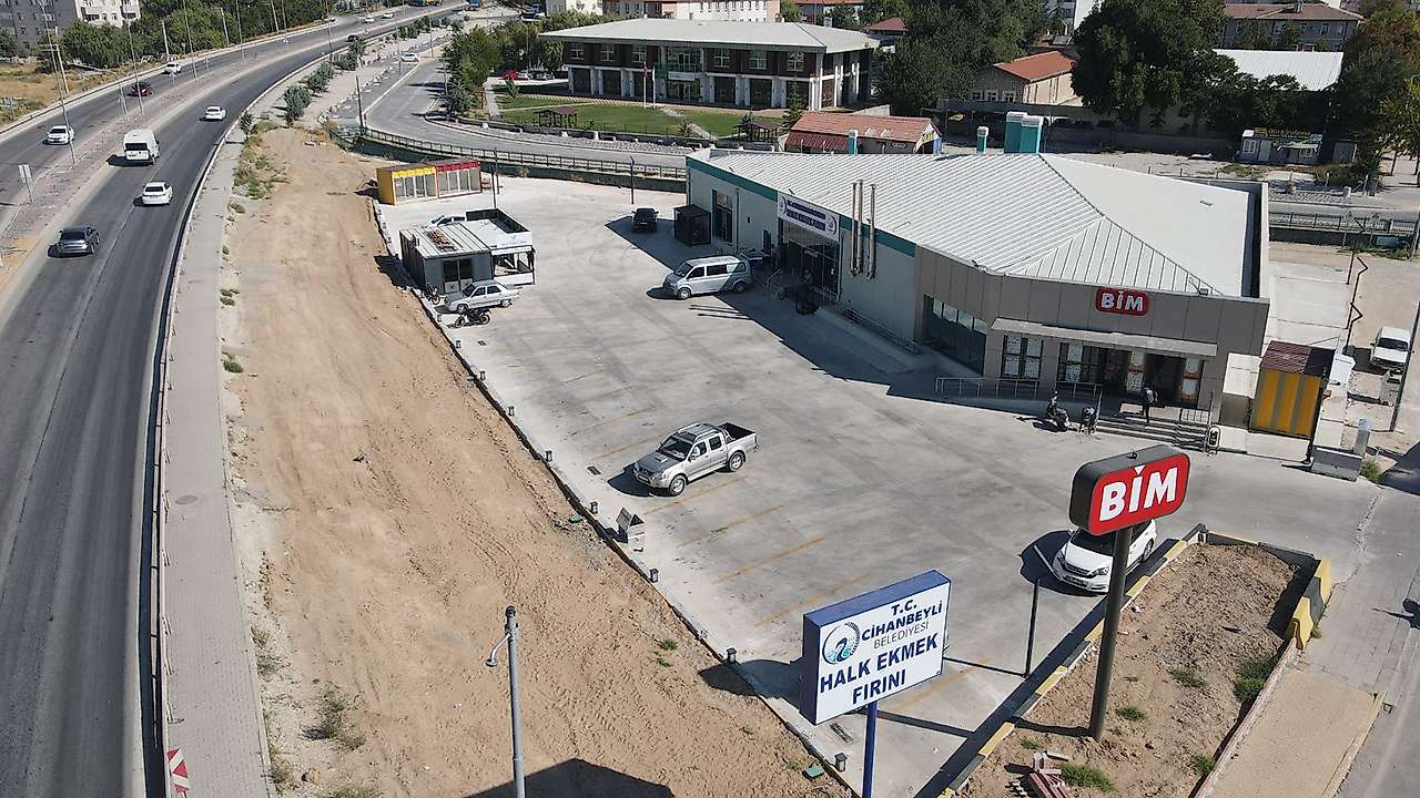 Konya'nın o ilçesinde fırın mesaisi: Sofralara sıcak ve ucuz ekmek