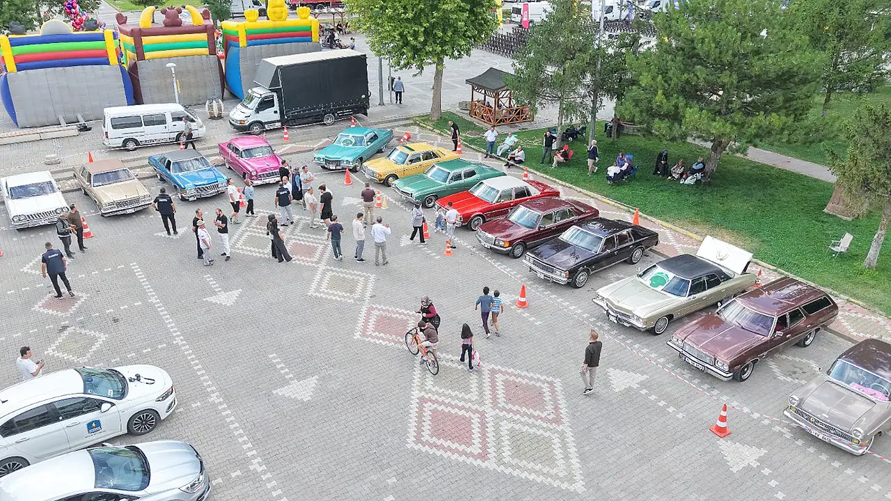 Konya'nın o ilçesinde klasik rüzgârı esti