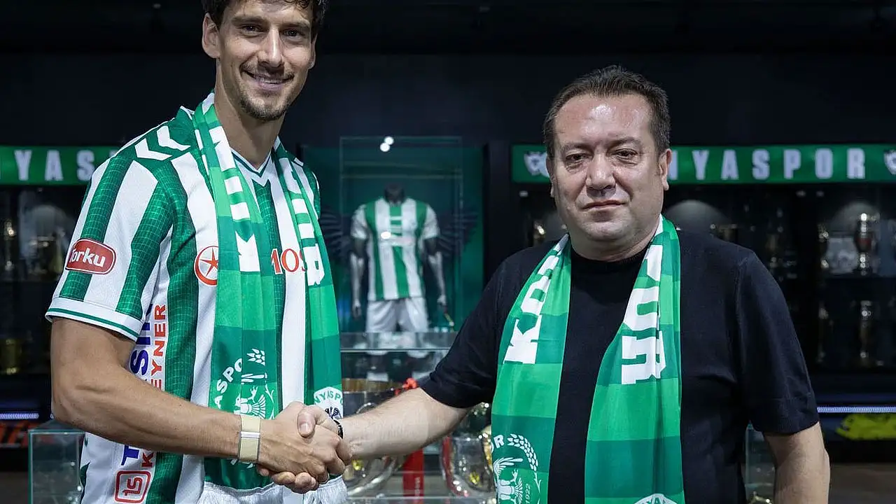 Konyaspor'da beklenen imza geldi! Jevtovic'le anlaşma sağlandı