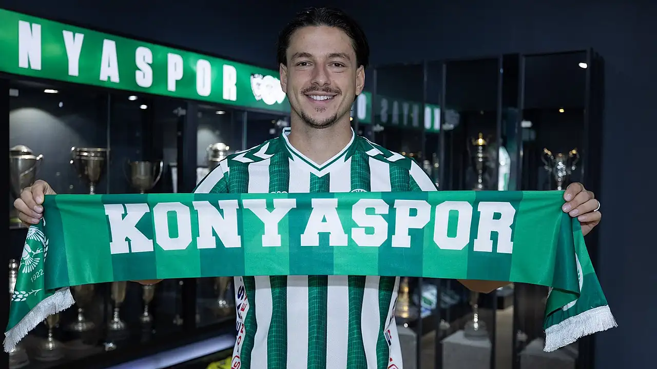 Konyaspor'da Enis Destan imzaladı