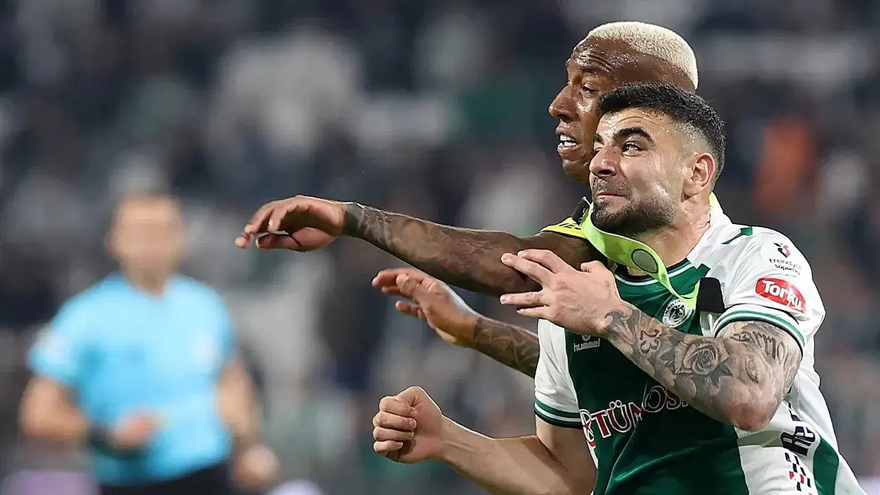 Konyaspor'da Tunahan gitti sıradaki Adil mi?
