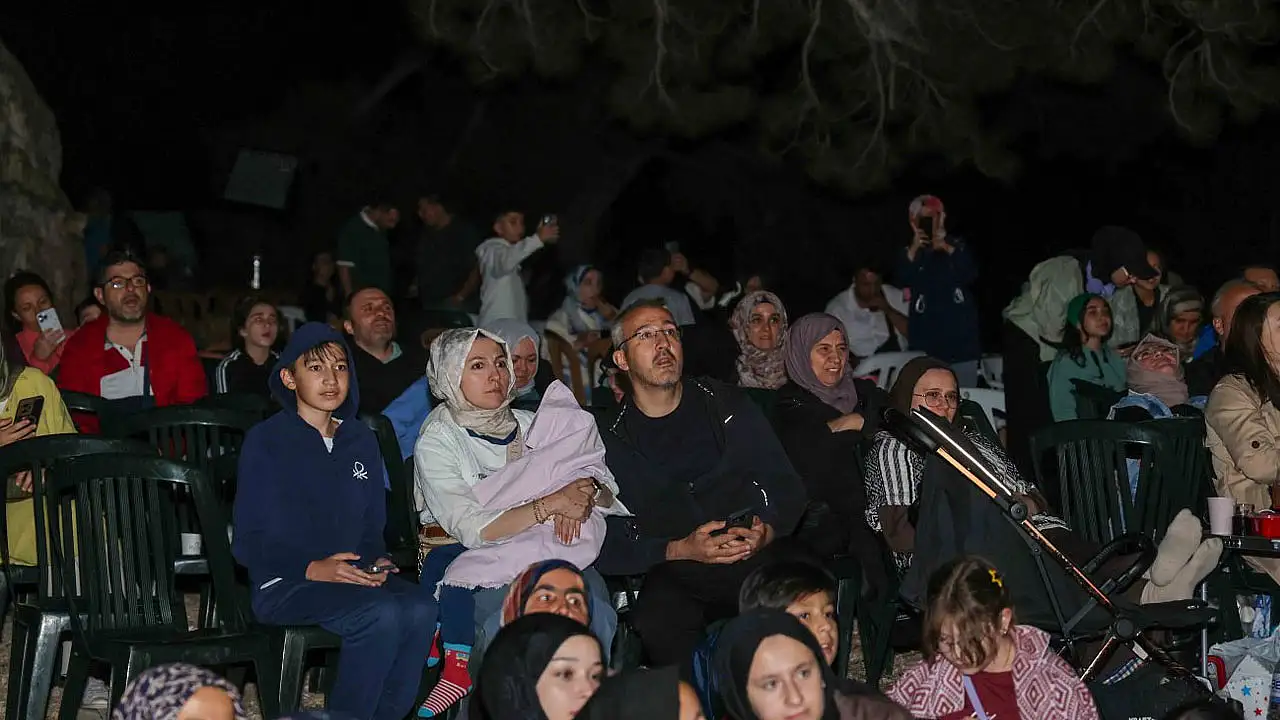 Meram'da yıldızların altında unutulmaz gece yaşandı