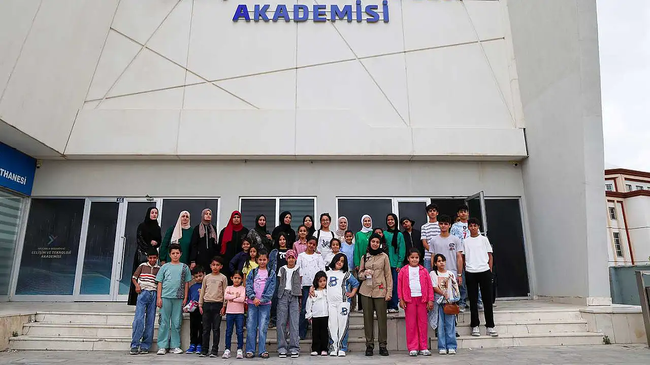 Selçuklu'dan Filistinli ailelere kucak açan akademi