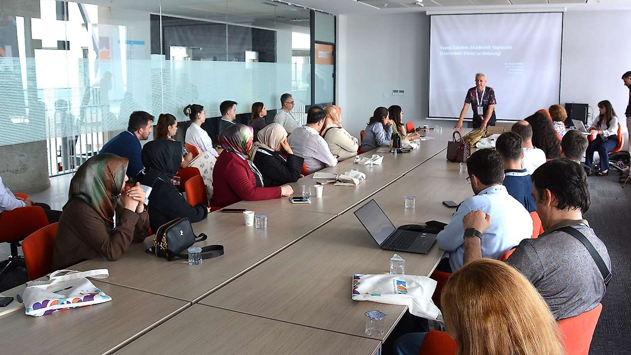 Akademik yayıncılığın önemli isimleri Konya'da buluştu