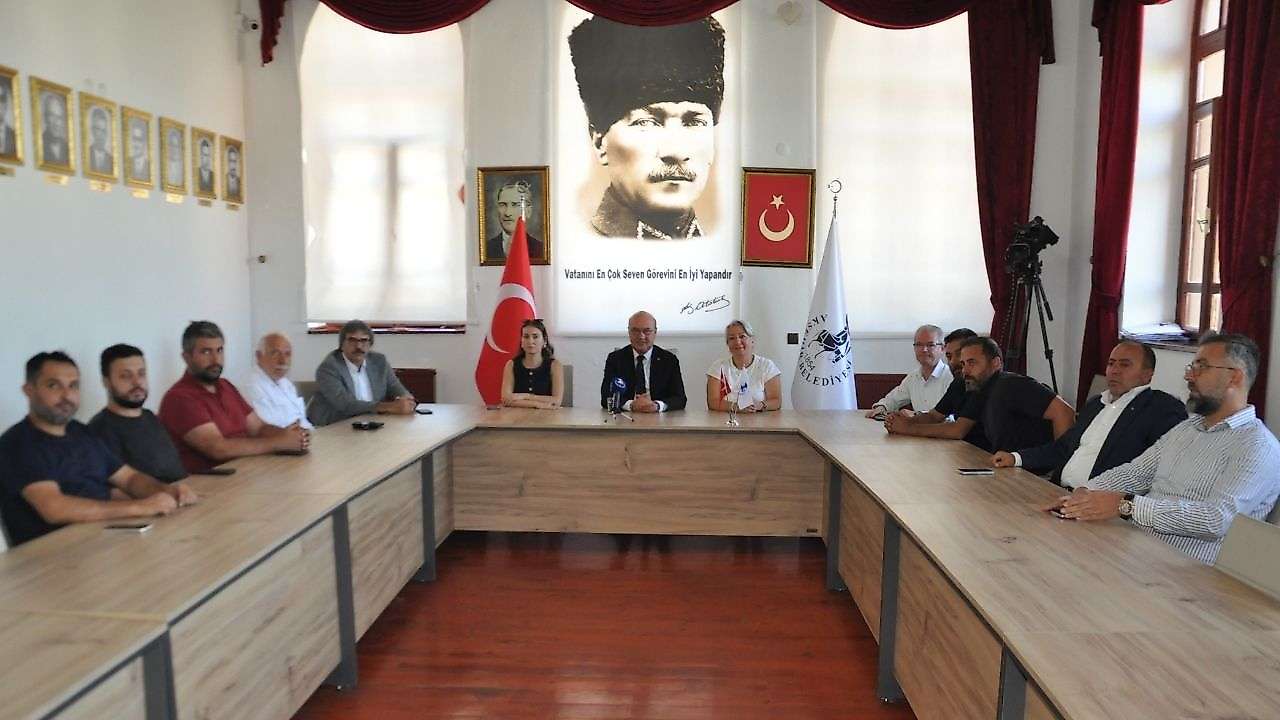 CHP'den ayrılan Akşehir Belediye Başkanı Köksal açıkladı!