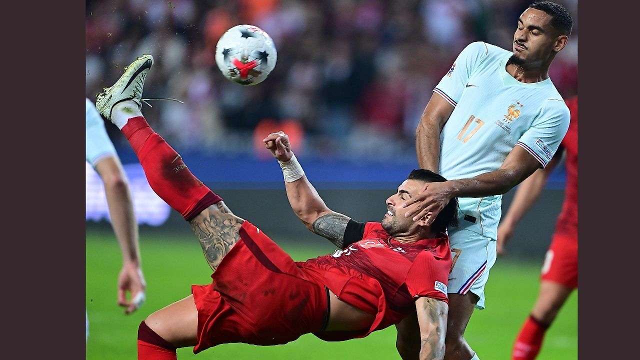 A Milliler, Fransa'ya mağlup oldu