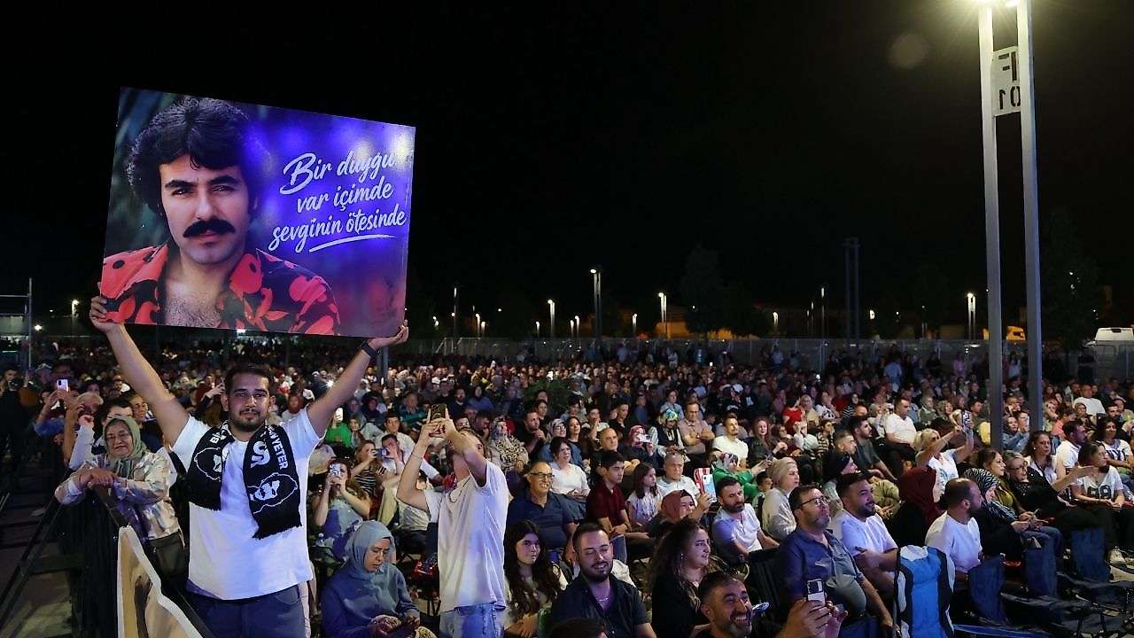 Arabesk'in kalbi Konya'da attı