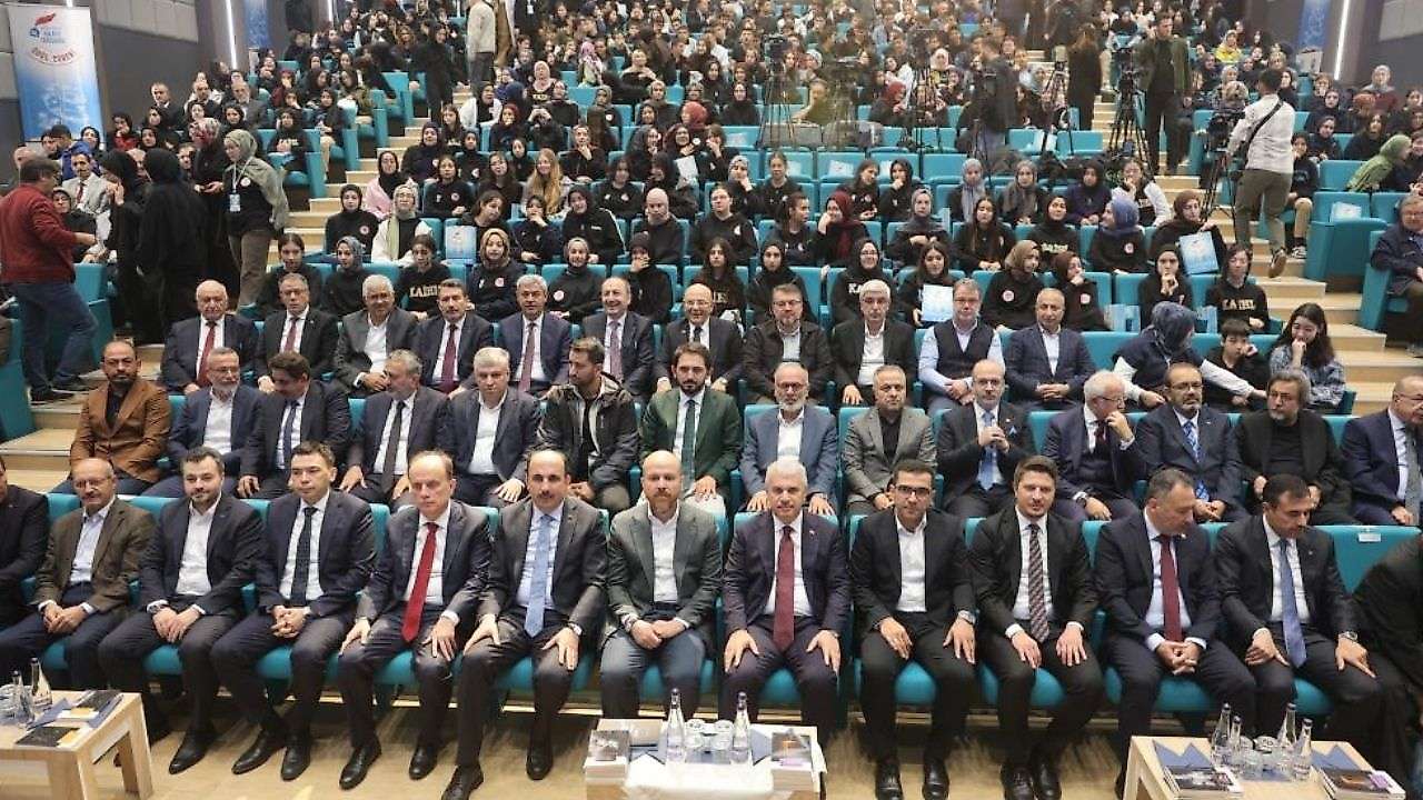 Bilal Erdoğan'dan Konya'da dikkat çeken Türkiye mesajı