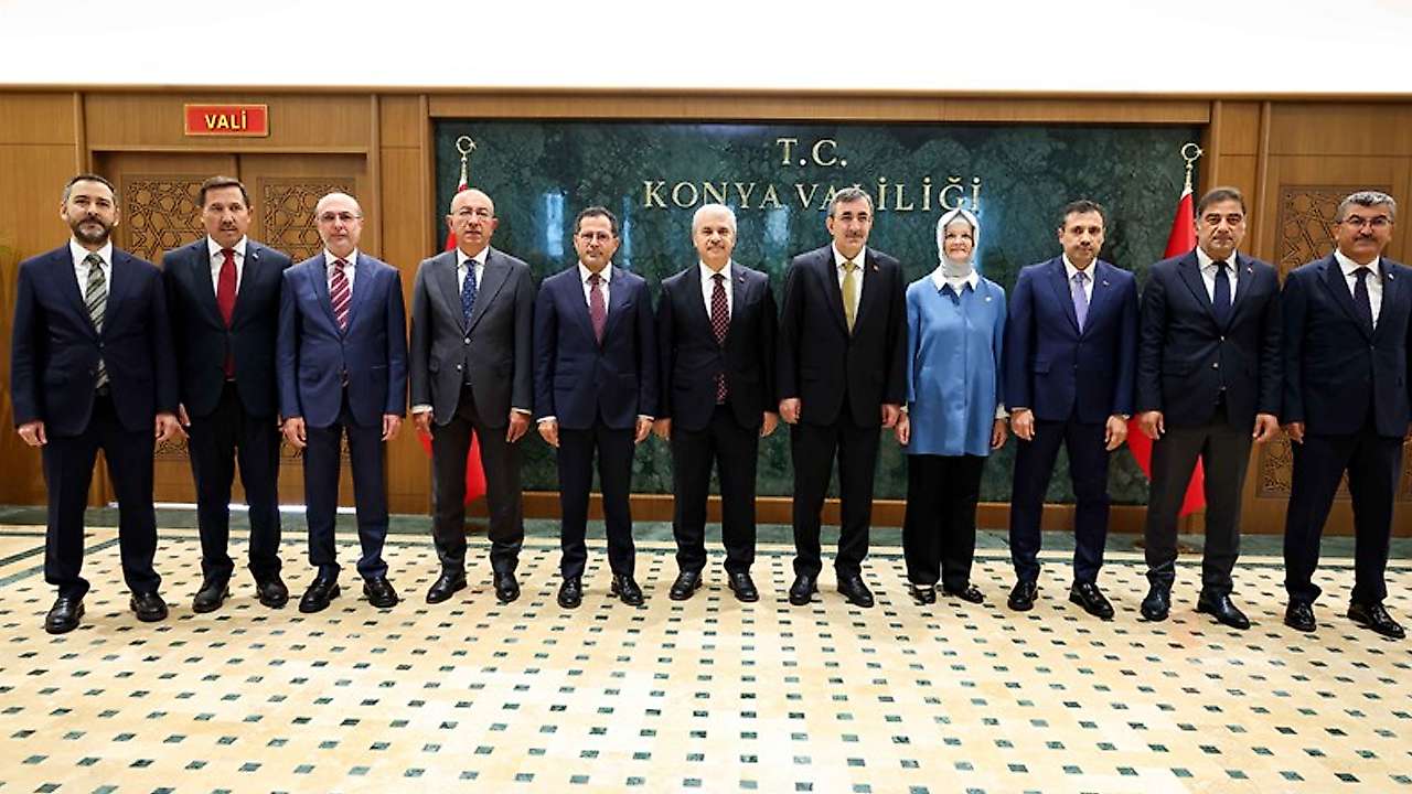 Cumhurbaşkanı Yardımcısı Cevdet Yılmaz'dan Konya Valiliği'ne ziyaret