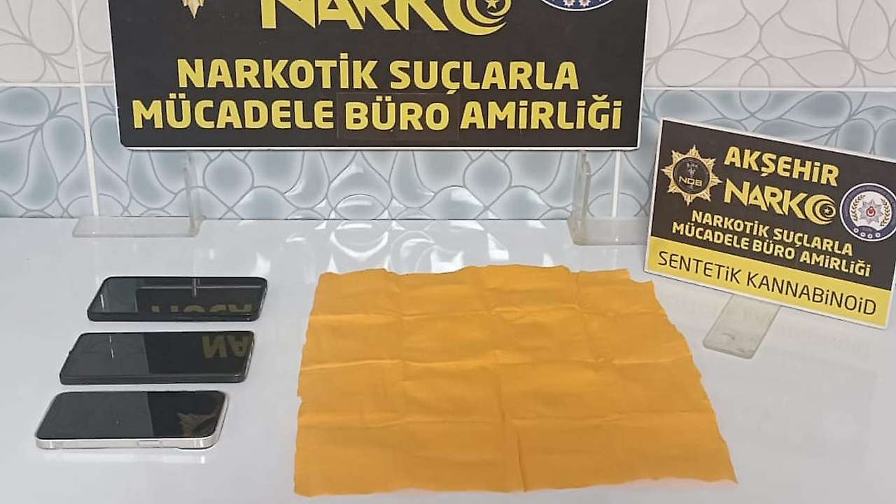 Konya'da araçtan çıkanlar şoke etti: 5 bin 700 kullanımlık!