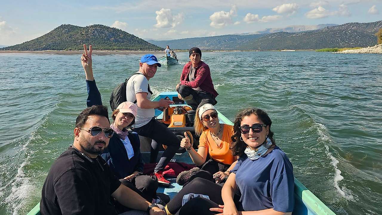 Konya'da gölün ortasında keşfedilmeyi bekleyen ada