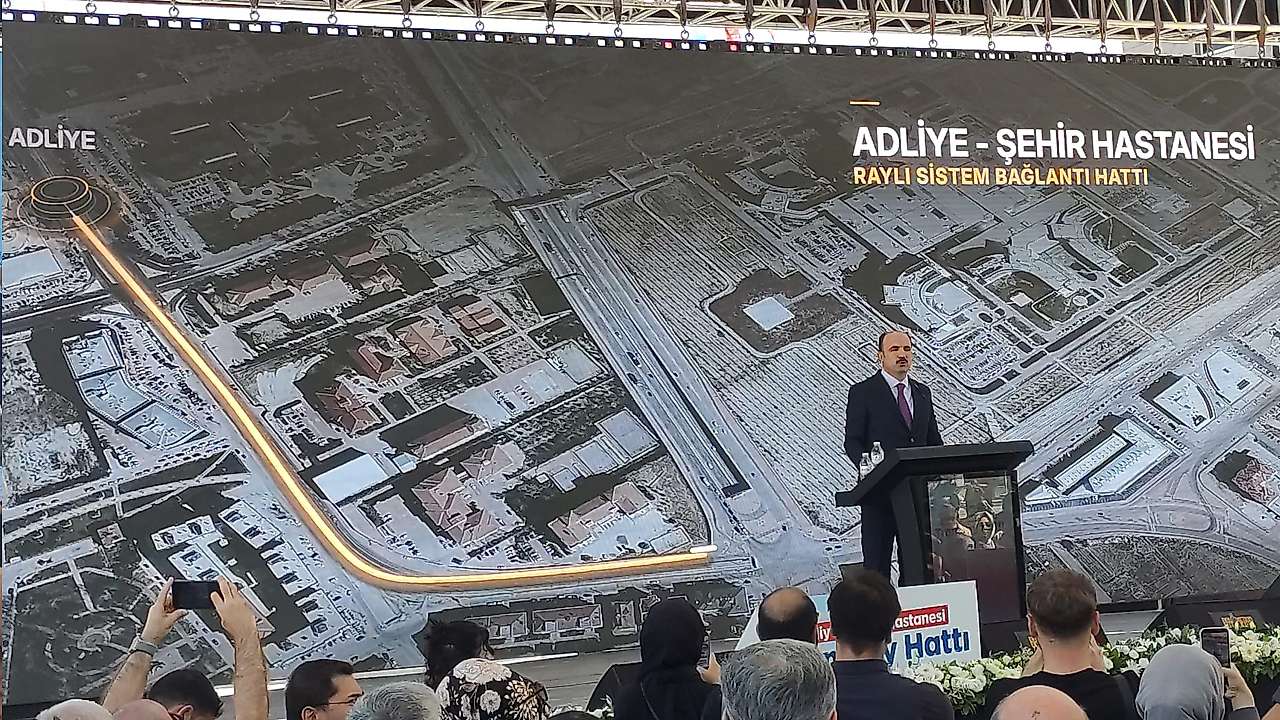 Konya'da ulaşımda tarihi gün: Şehir Hastanesi tramvayı açıldı