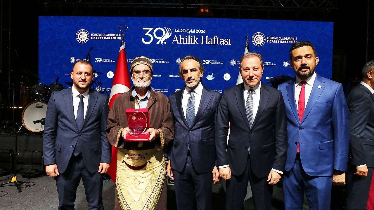 Konya'nın Ahilik gururu ödülünü aldı