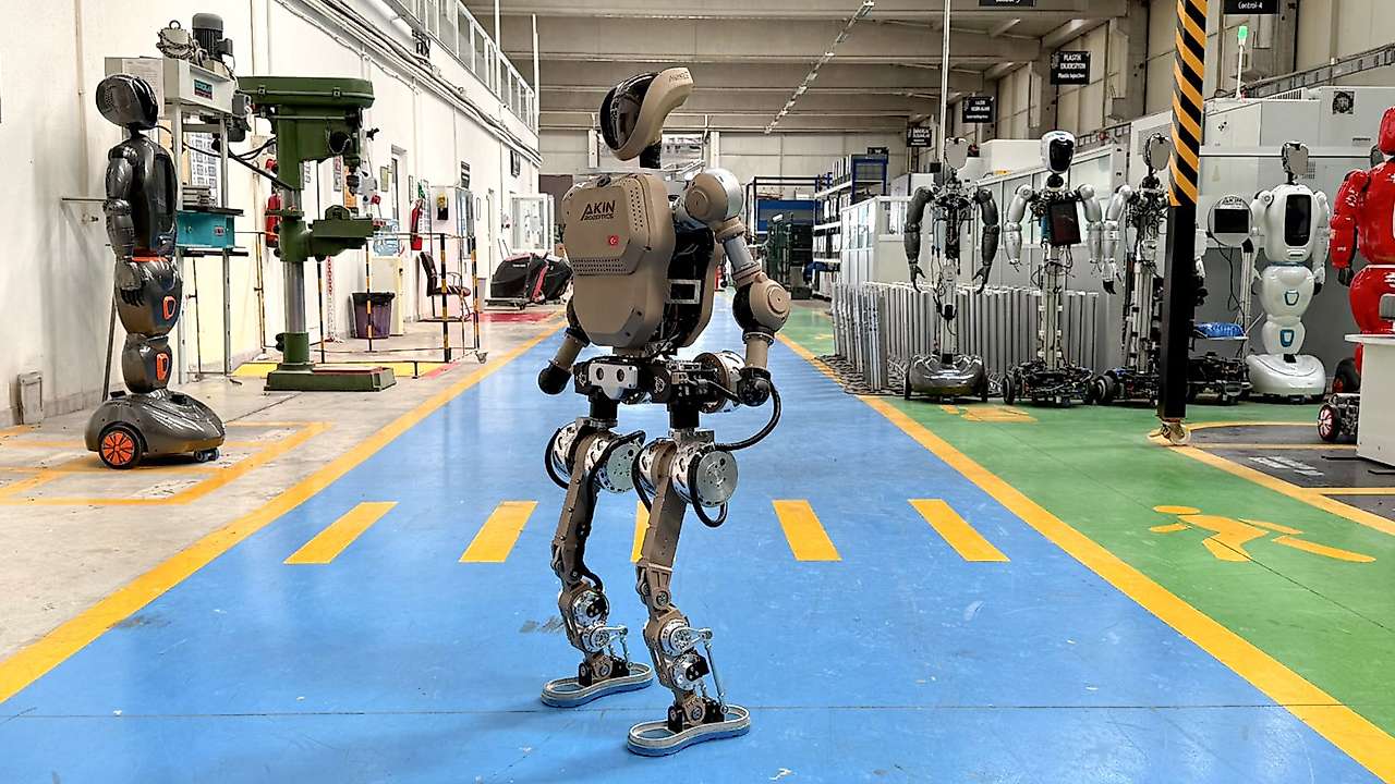 Konyalı firmanın insansı robotu sosyal medya ilgisi