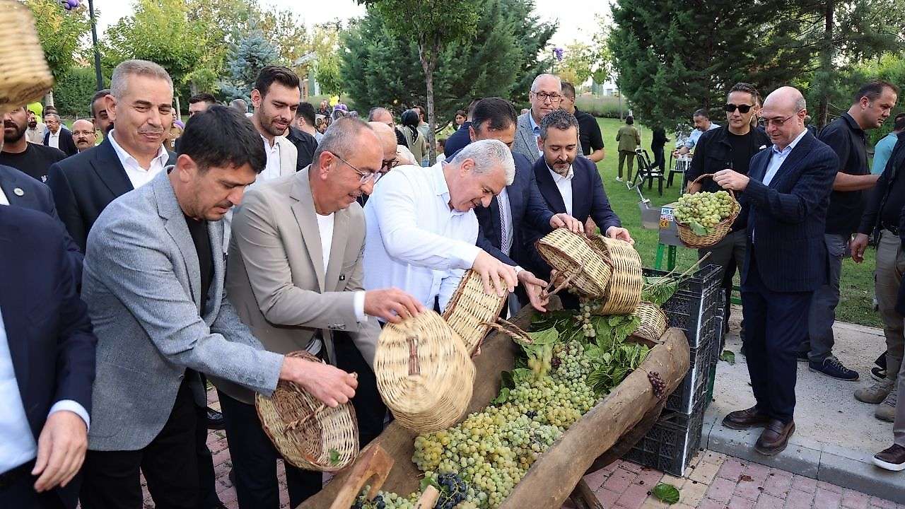 Konya Meram'da kazanlar kaynadı
