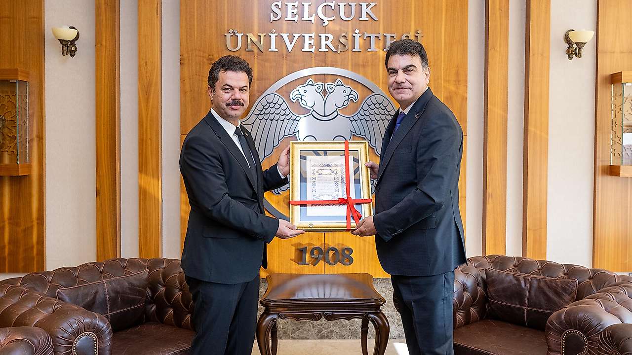 Milli Savunma Bakan Yardımcısı Heybet'ten Selçuk Üniversitesi'ne ziyaret