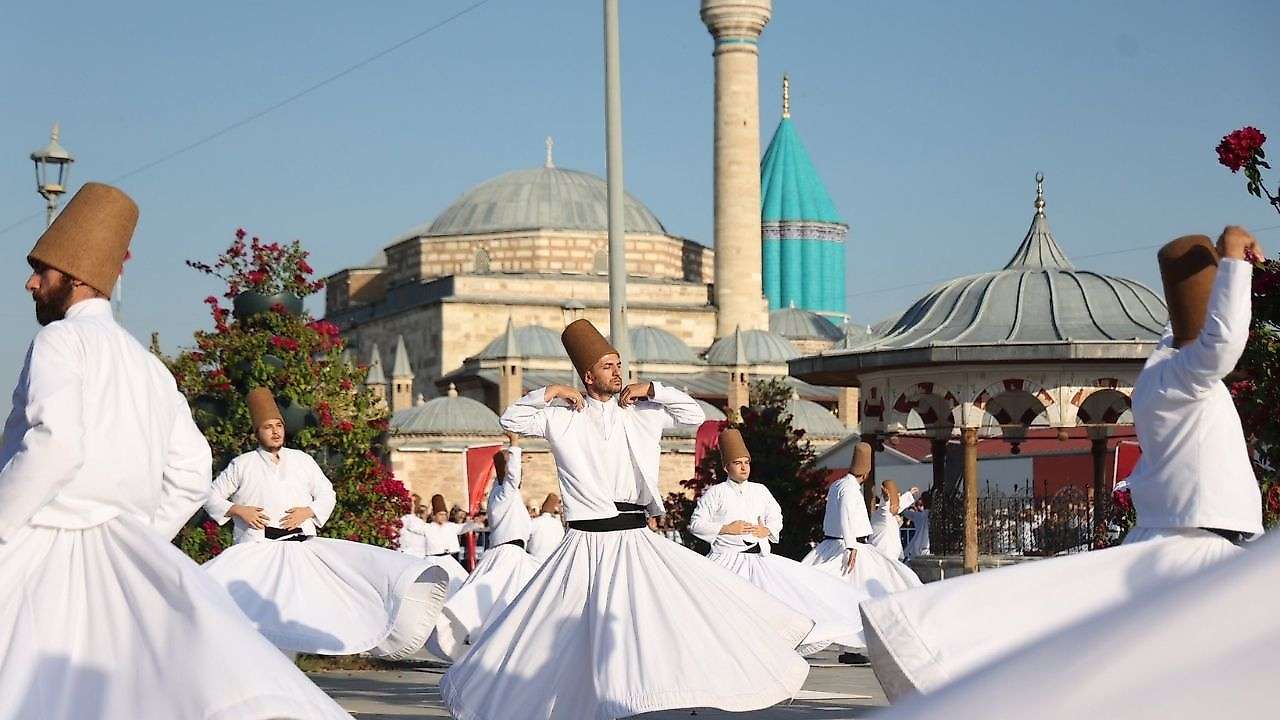 Konya'da Mistik Festival muhteşem başladı