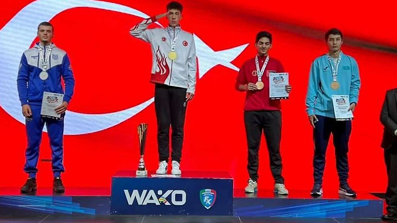 Selçuklu Belediyesporlu Akarsu, Dünya Şampiyonu oldu