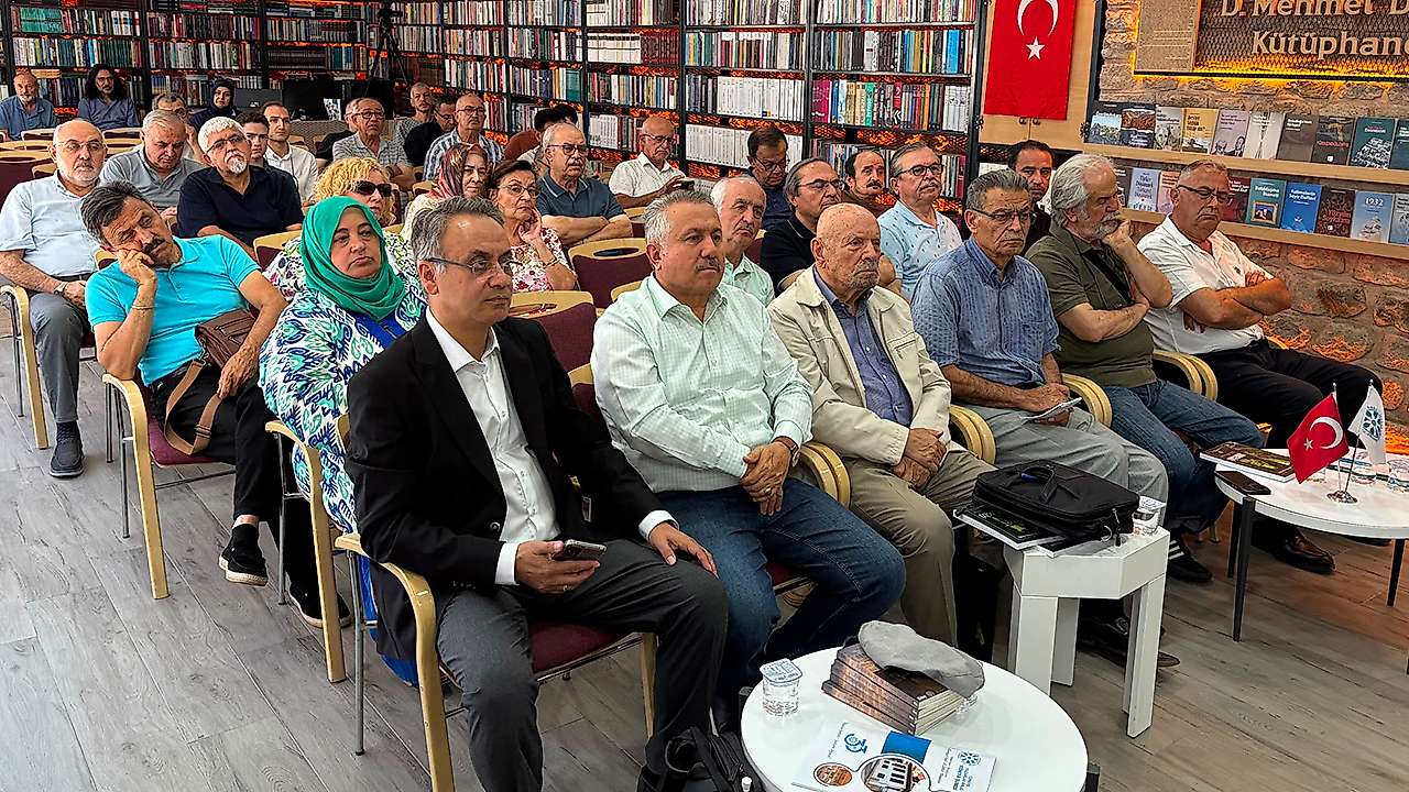 TYB Konya'da Türk Diasporası konuşuldu