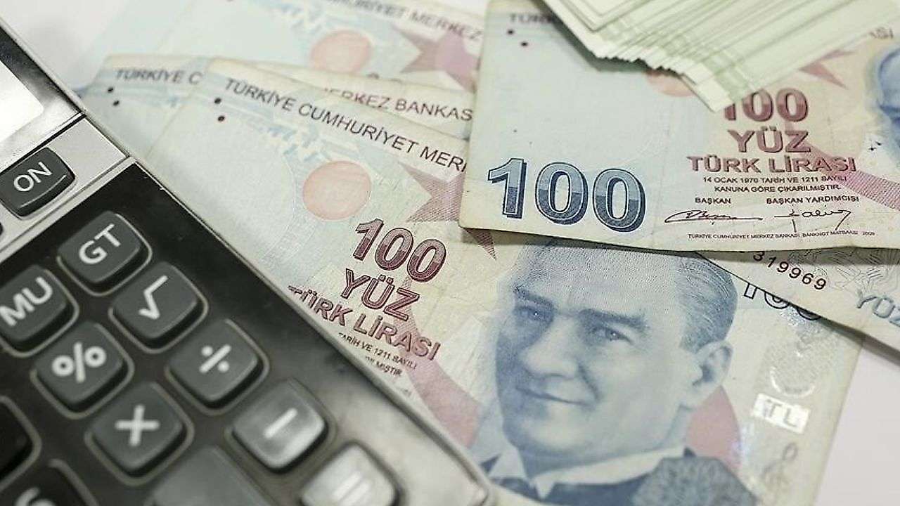4 büyüklerin borcu dağları aştı!