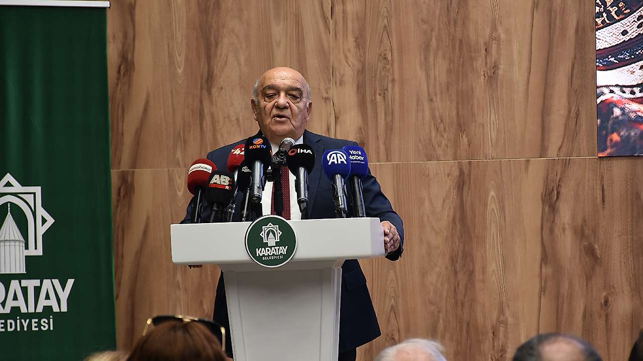 60 yıllık gelenek Konya'da akademik buluşmayla taçlandı