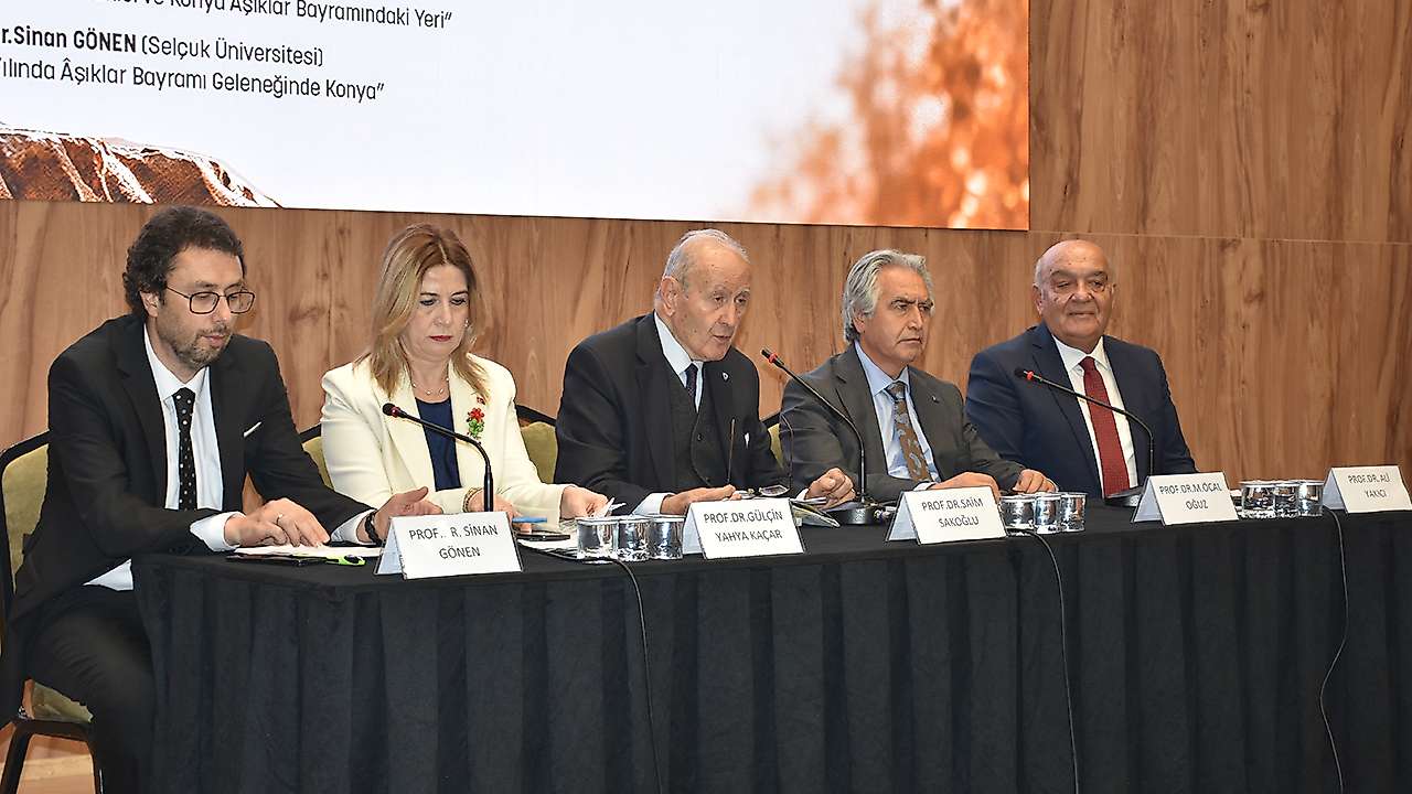 60 yıllık gelenek Konya'da akademik buluşmayla taçlandı