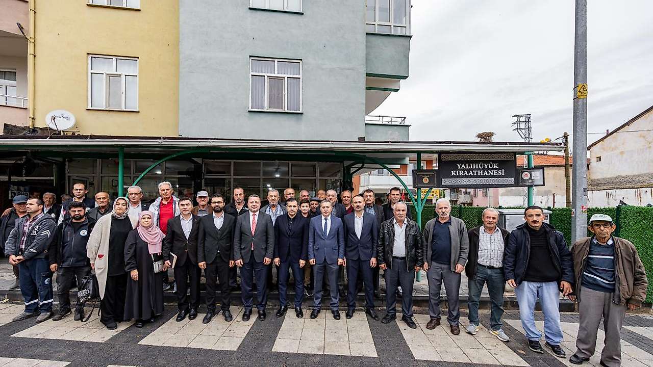 AK Parti Konya ilçelerde gönül kazanıyor