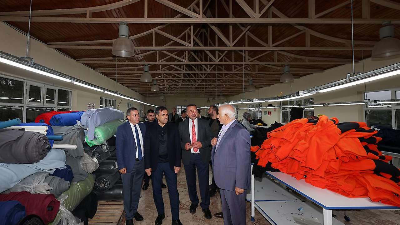 AK Parti Konya ilçelerde gönül kazanıyor