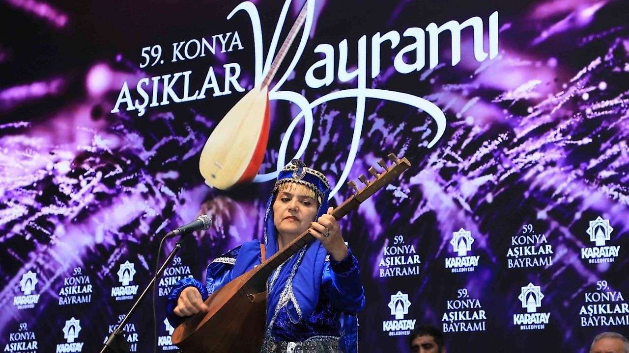 Aşıklar Konya'da buluşacak