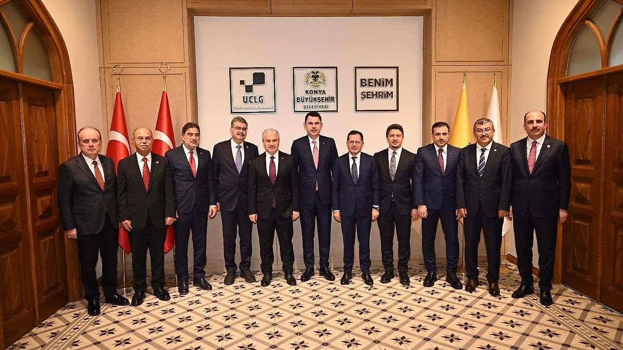 Bakan Kurum'dan Konya'nın projelerine yakın takip