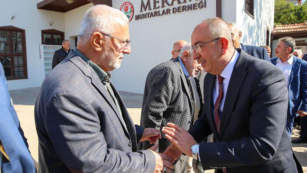 Başkan Kavuş muhtarlarla bir araya geldi