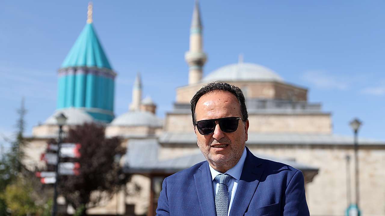 Fas'tan Konya'ya geldi! Mevlana'yla ilgili hedefi dikkat çekti