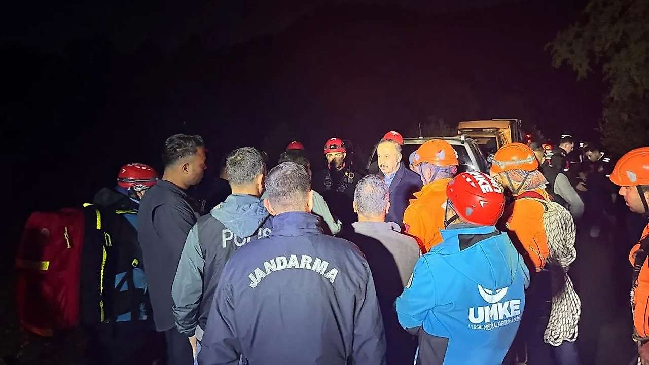 Kanyonda mahsur kalan İHH gönüllülerinden acı haber