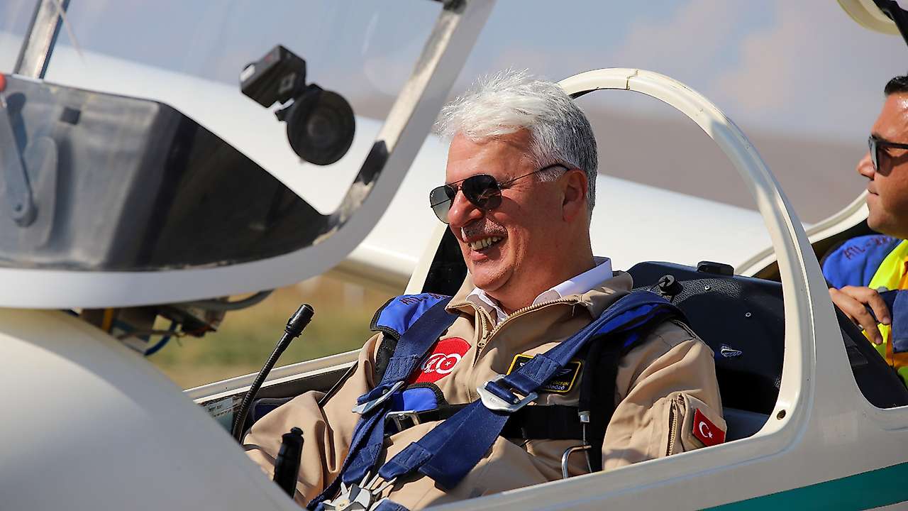 Konya'da geleceğin pilotlarına üst düzey ziyaret