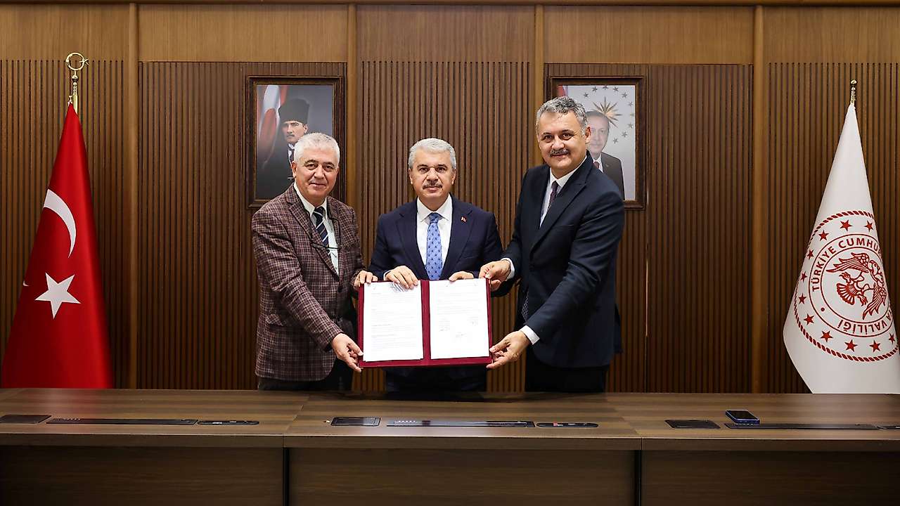 Konya'da iki yeni sağlık birimi için protokol imzalandı