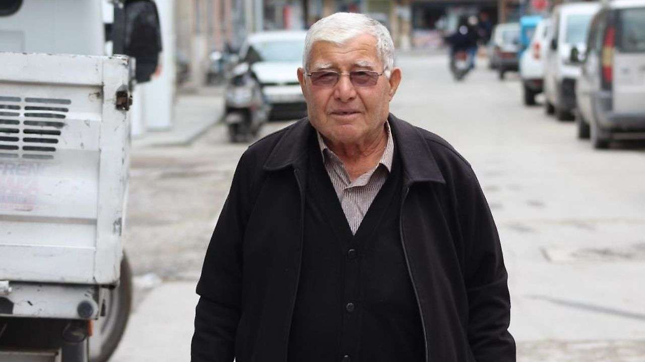 Konya'da sarrafın dikkati yaşlı adamı dolandırılmaktan kurtardı