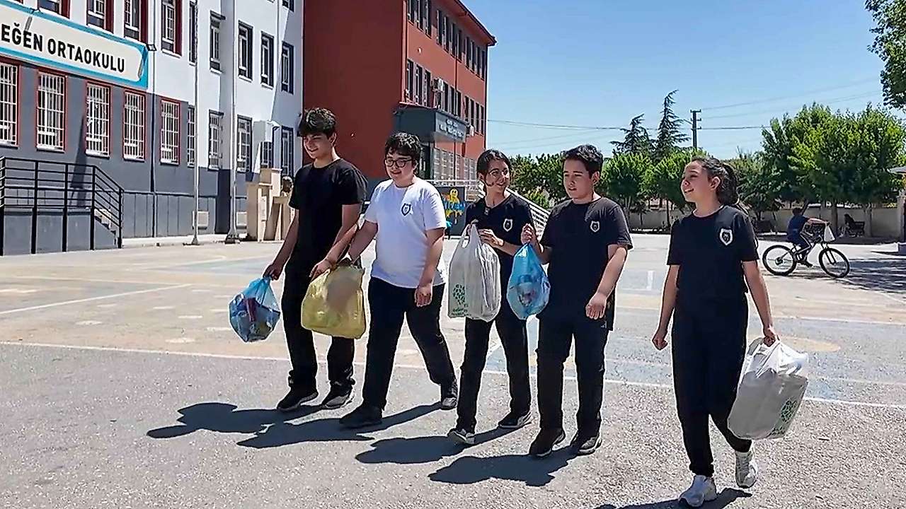Konya Meram'da okullar yarışacak: Sıfır atık başvuruları başladı