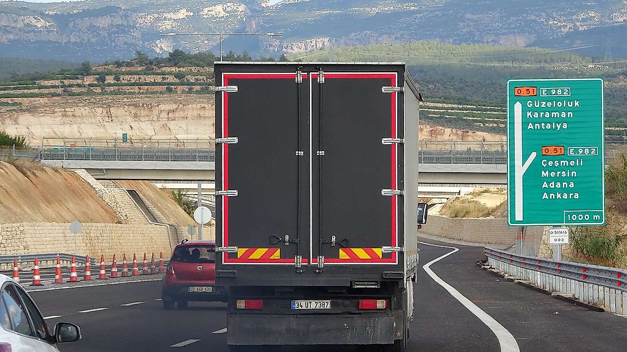 Konya-Mersin yolunda ulaşımı rahatlatacak otoyol açıldı