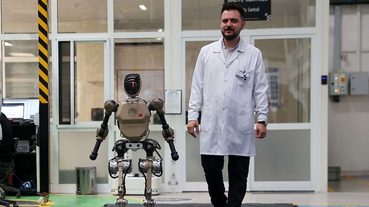 Konya'nın yerli robotu AKINCI-5 görücüye çıkıyor!