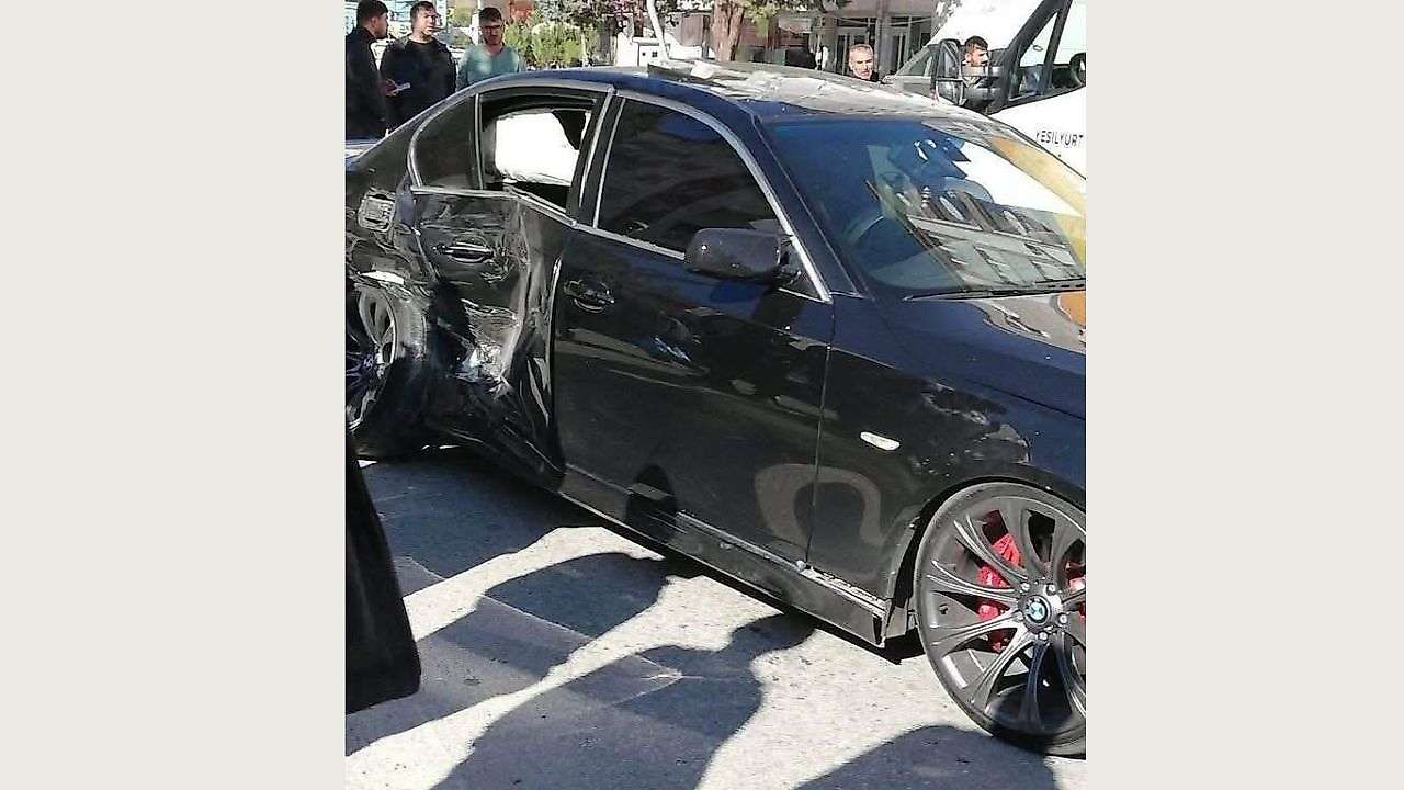 Konya'da 4 araç birbirine girdi