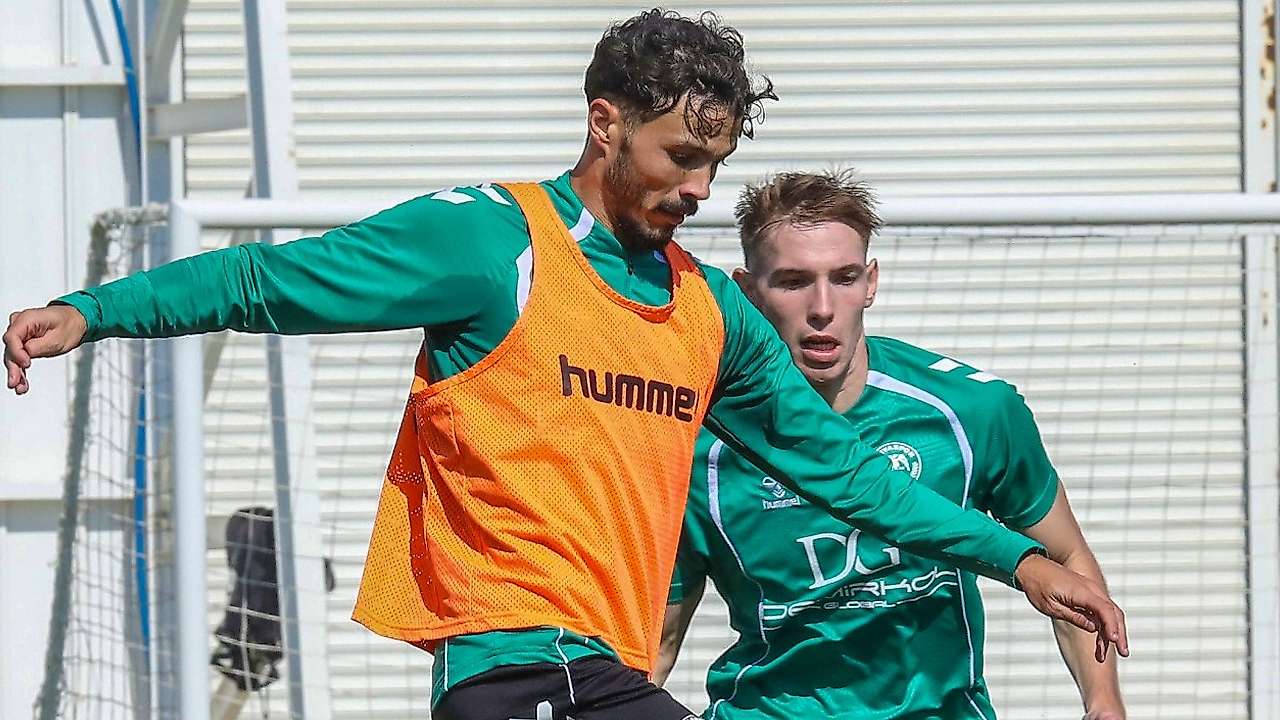 Konyaspor hız kesmiyor! Kaleciler ayrı çalıştı