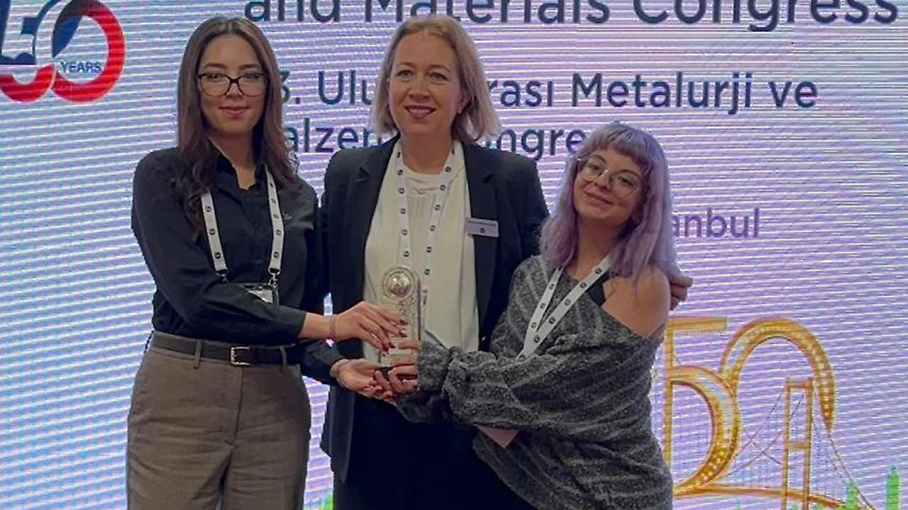 KTÜN'den uluslararası kongrede çifte ödül