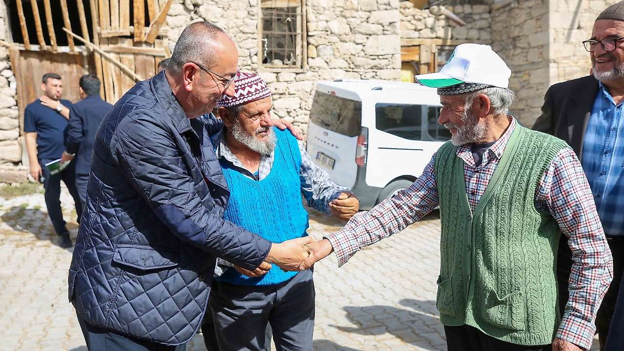 Meram'da Başkan Kavuş'tan yoğun mesai!