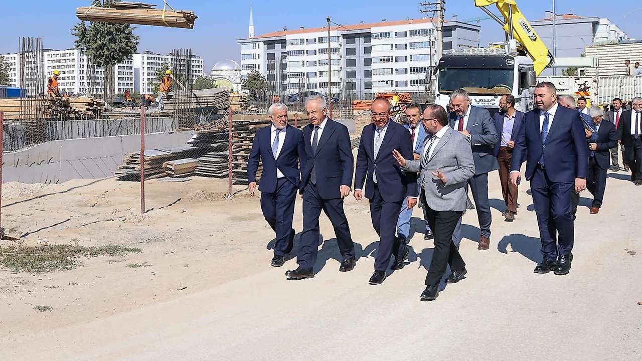 Meram'da kamu yatırımları hız kesmiyor: Yeni Müftülük binası yükseliyor