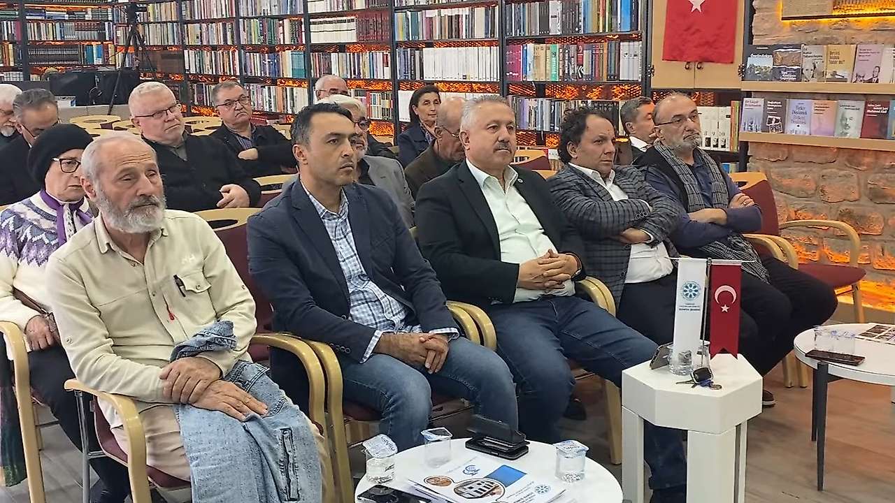 TYB Konya'da Günümüzün Dili Klasik Türk Şiiri konuşuldu