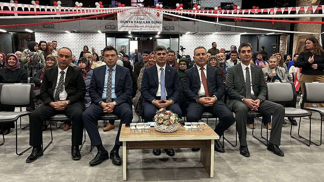 Konya'da Yaşlılar Günü kutlandı