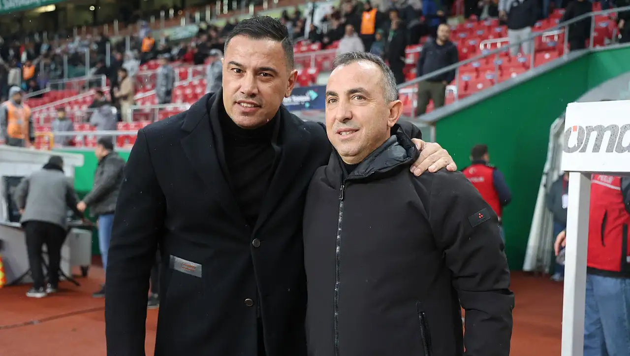 Konyaspor, İlhan Palut'la kazanmayı hatırladı