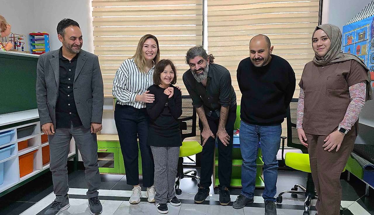 Konya'daki DOSD Meram'a ünlü isimlerden övgü